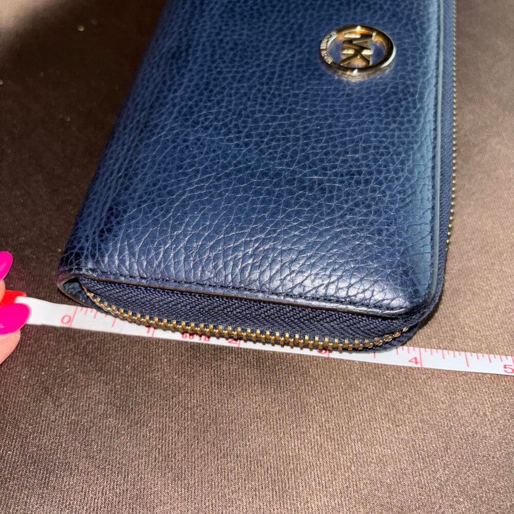 Michael Kors Navy Blue Leather Wristlet Wallet with Gold Logo - Picture 6 of 6